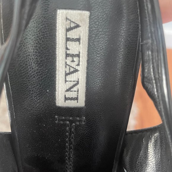 Size 8: Slingback Heels - Business Chic - Picture 2 of 6